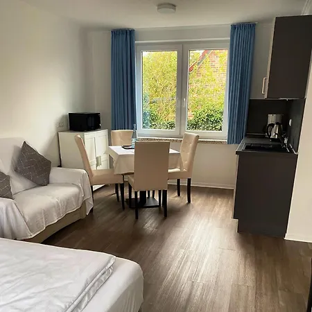 Gaestehaus Blauth Alojamento de Acomodação e Pequeno-almoço Cuxhaven